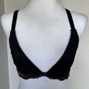 Victoria’s Secret Black Lace Cami Bralette With Front Closure Size Small